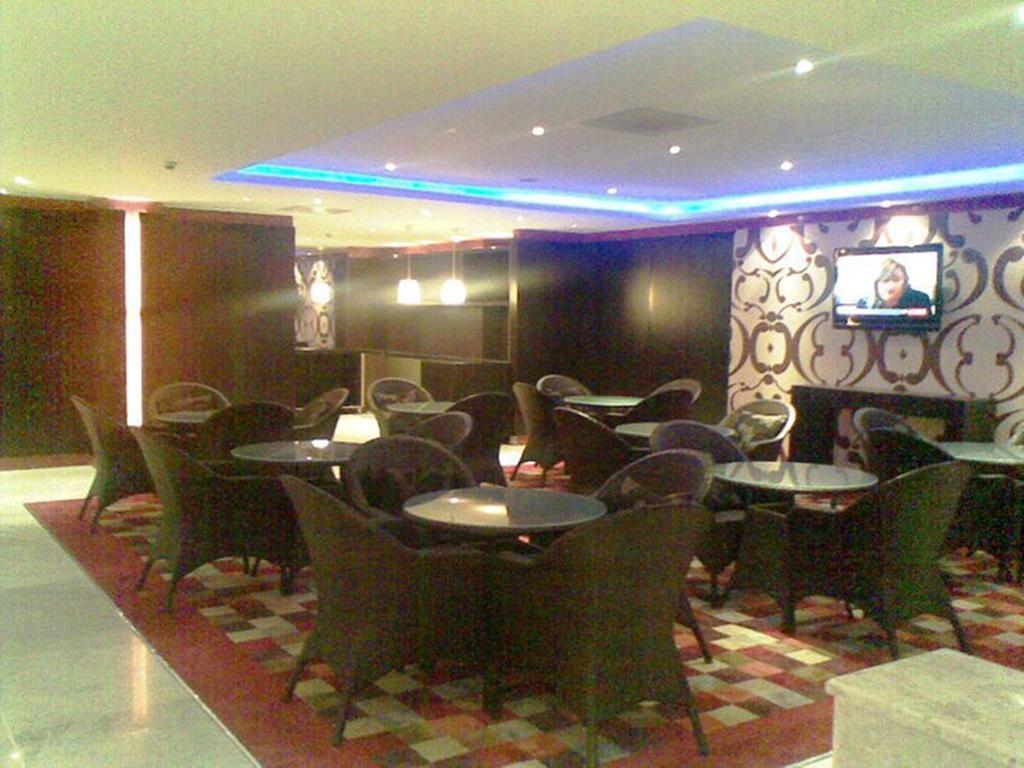 Crom Express Airport Hotel - Jeddah Yidda Exterior foto